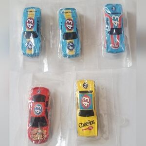 Vintage Hot Wheels Die cast Salute to Richard Petty Nascar Lot Of 5